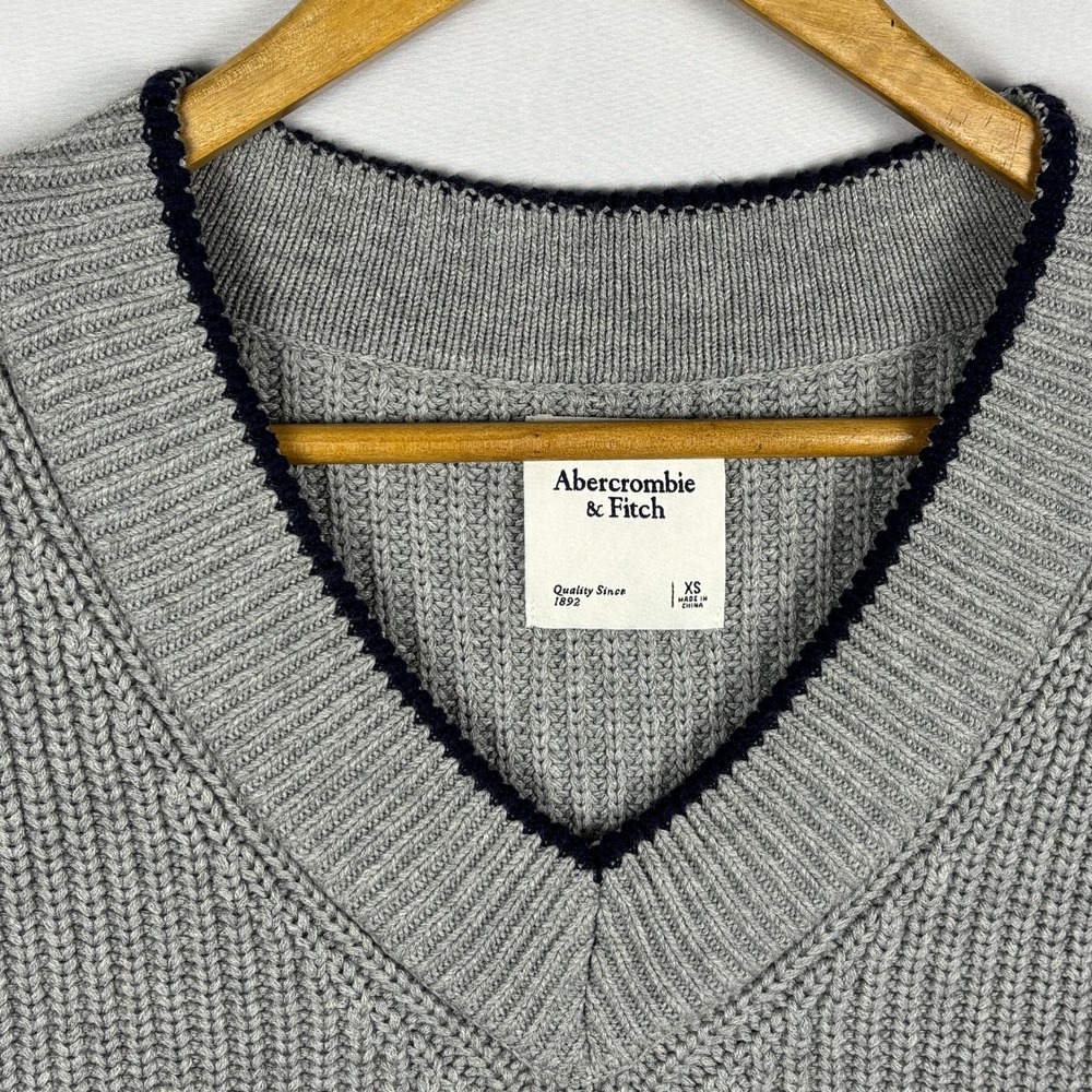 Abercrombie & Fitch Y2K Cable Crop Sweater Vest XS Gray Academia Preppy Tennis - Picture 3 of 11